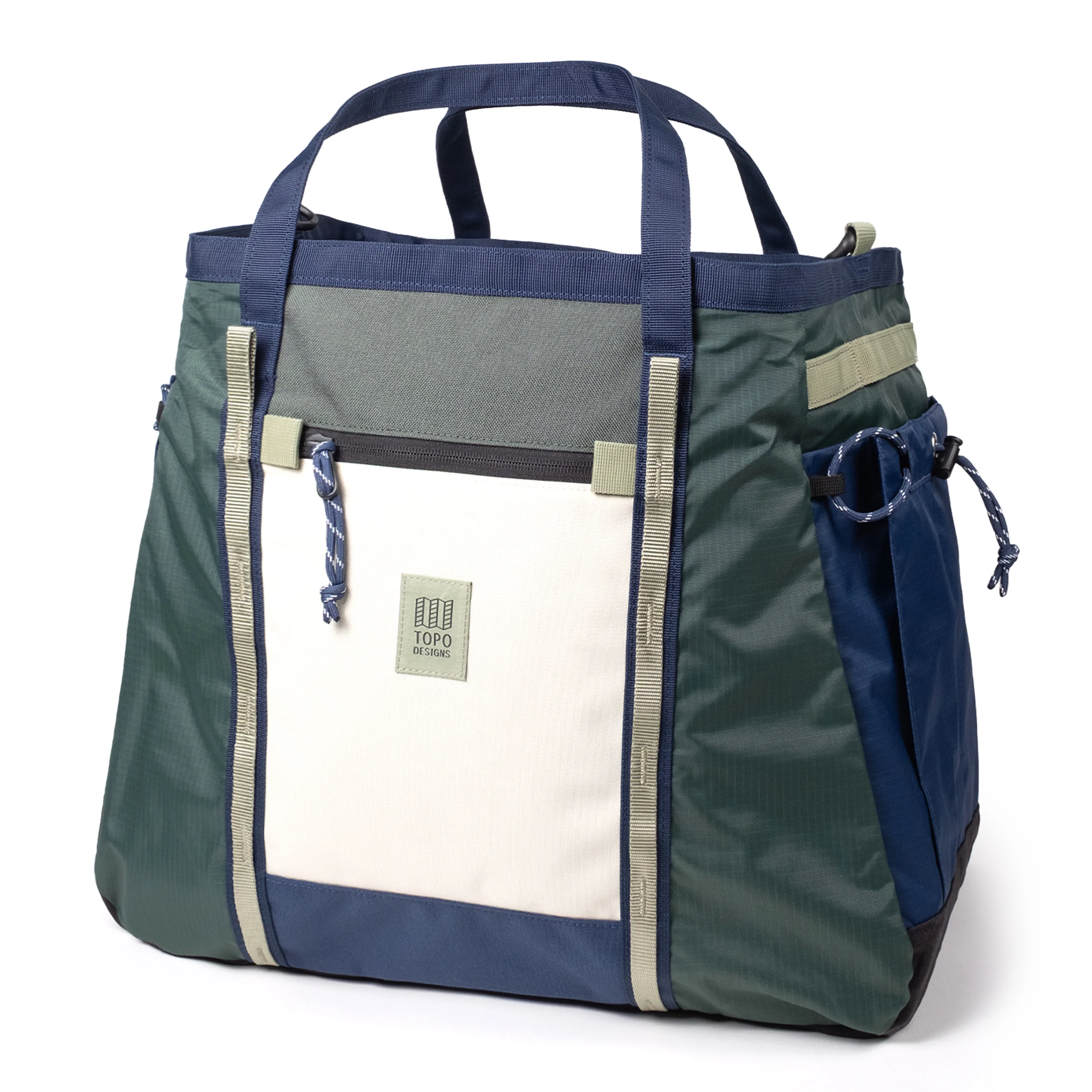 Mountain Gear Bag - Image 8